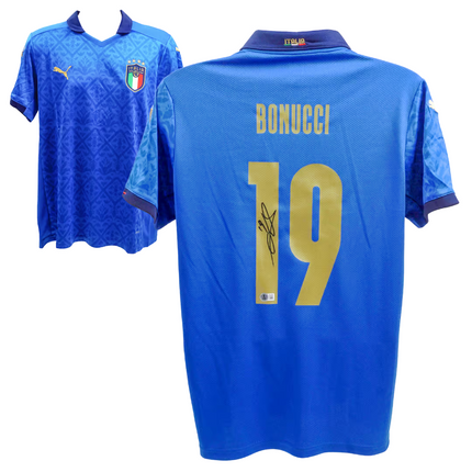 Leonardo Bonucci #19 Italy 2020 Home Signed Jersey (Beckett COA)