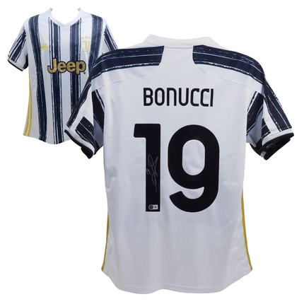 Leonardo Bonucci #19 Juventus 20/21 Home Signed Jersey (Beckett COA)