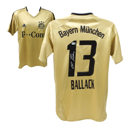 Michael Ballack #13 FC Bayern Munich 04/05 Away Signed Jersey (Beckett Witness)