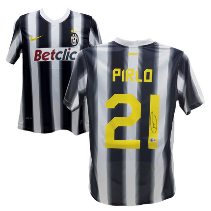 Andrea Pirlo #21 Juventus 11/12 Home Signed Jersey (Beckett COA)